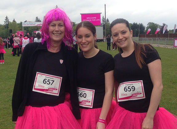 race-for-life-graphigirls2